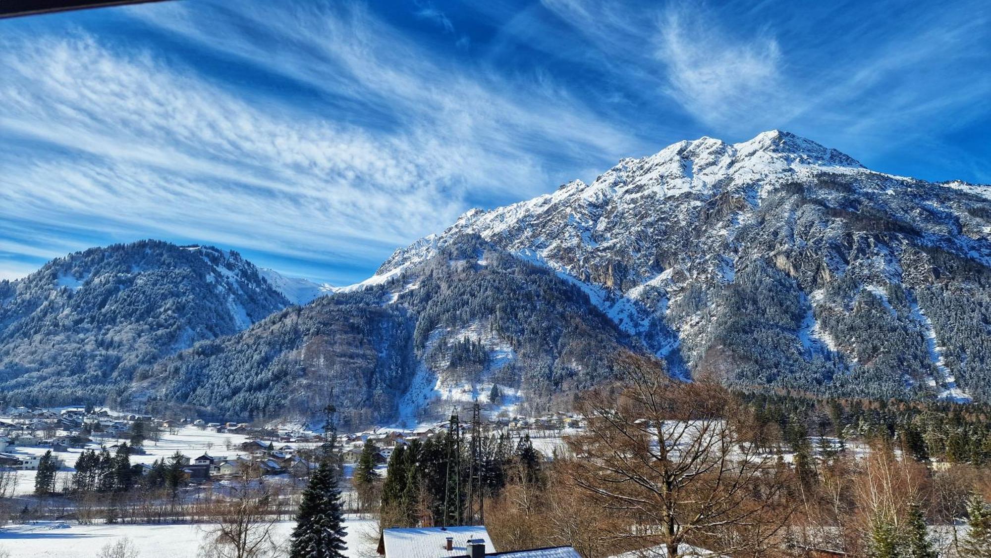 Homy Alpine Deluxe Chalet In St Anton Im Montafon Санкт-Антон-им-Монтафон Экстерьер фото