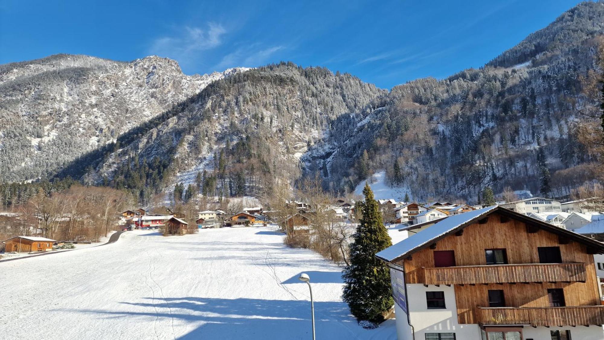 Homy Alpine Deluxe Chalet In St Anton Im Montafon Санкт-Антон-им-Монтафон Экстерьер фото