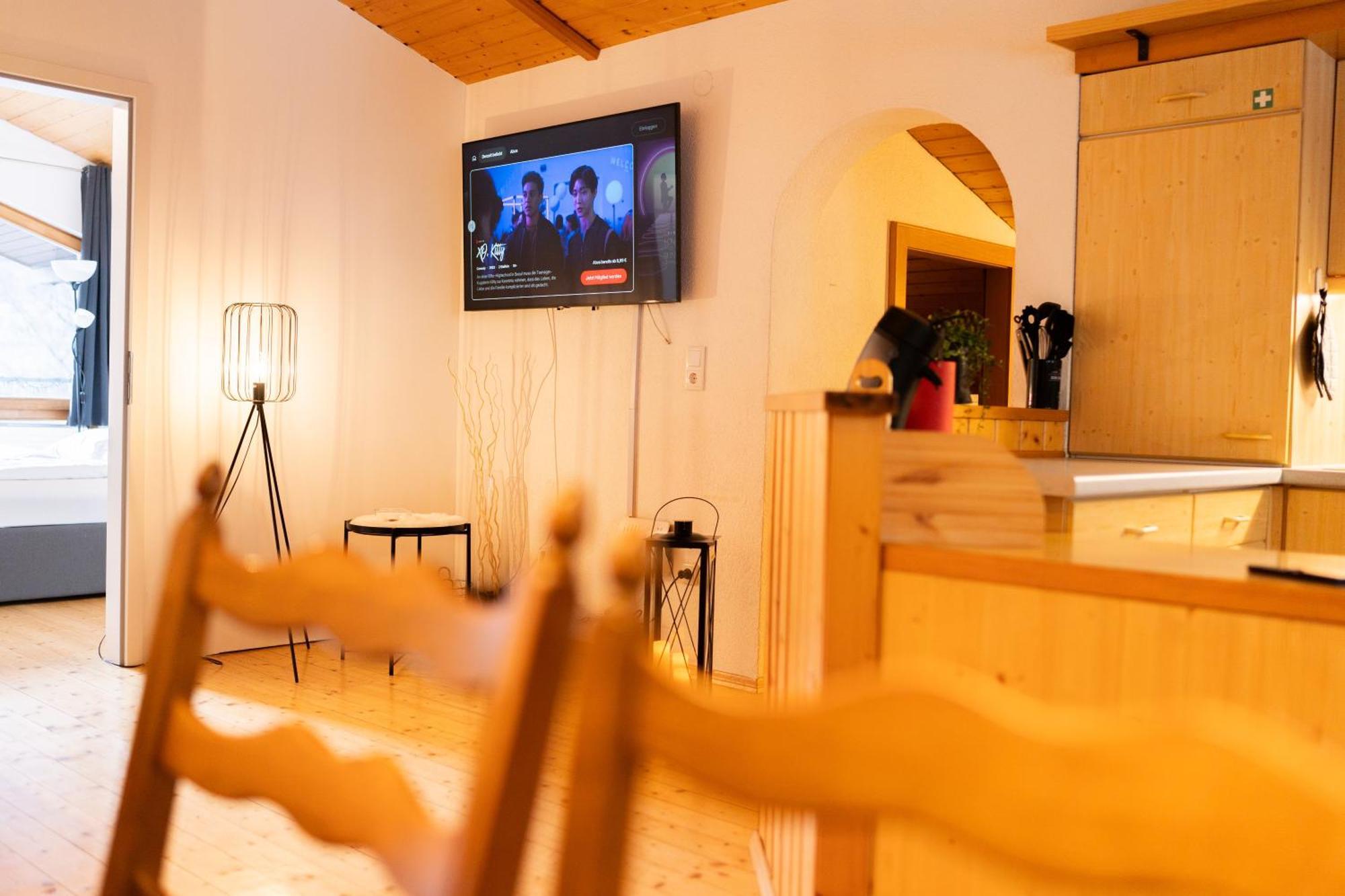 Homy Alpine Deluxe Chalet In St Anton Im Montafon Санкт-Антон-им-Монтафон Экстерьер фото