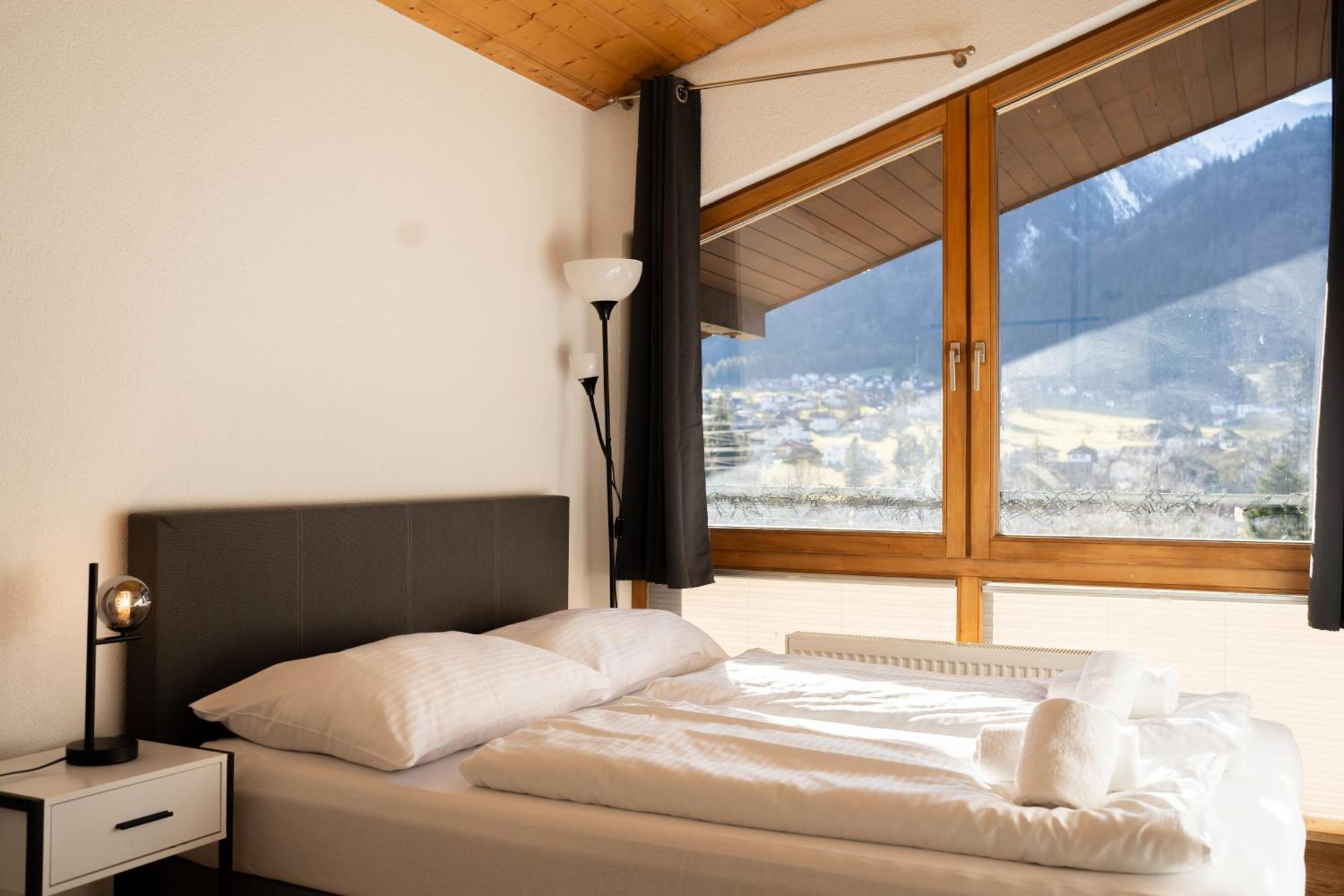 Homy Alpine Deluxe Chalet In St Anton Im Montafon Санкт-Антон-им-Монтафон Экстерьер фото