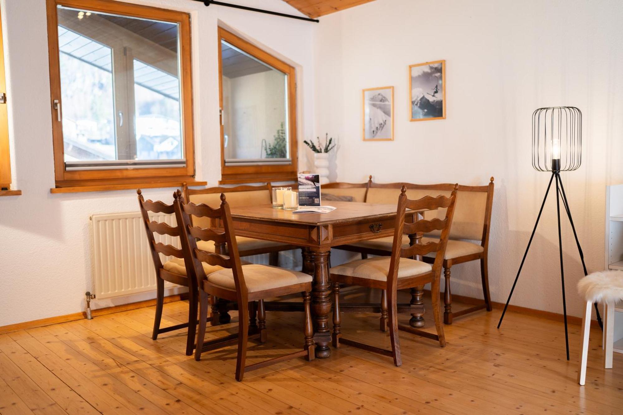 Homy Alpine Deluxe Chalet In St Anton Im Montafon Санкт-Антон-им-Монтафон Экстерьер фото
